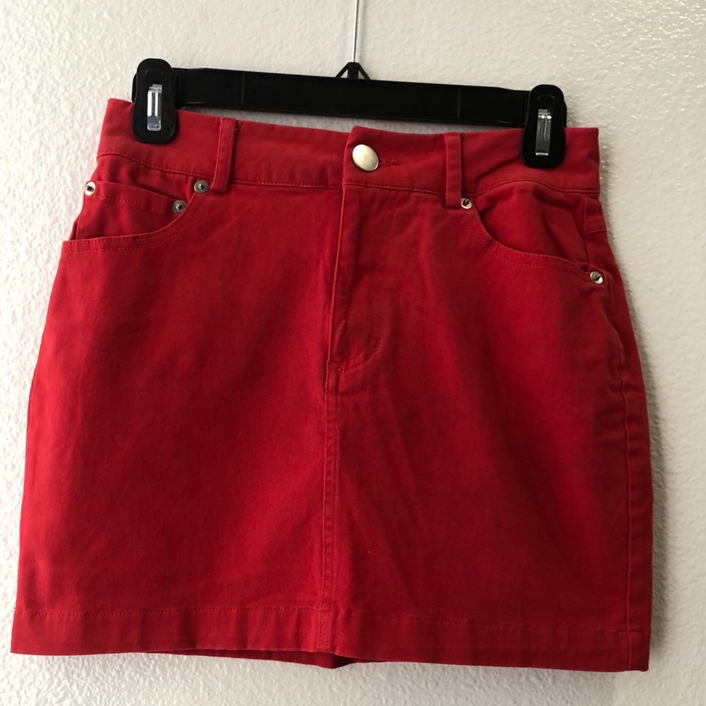 Forever 21 red mini skirt